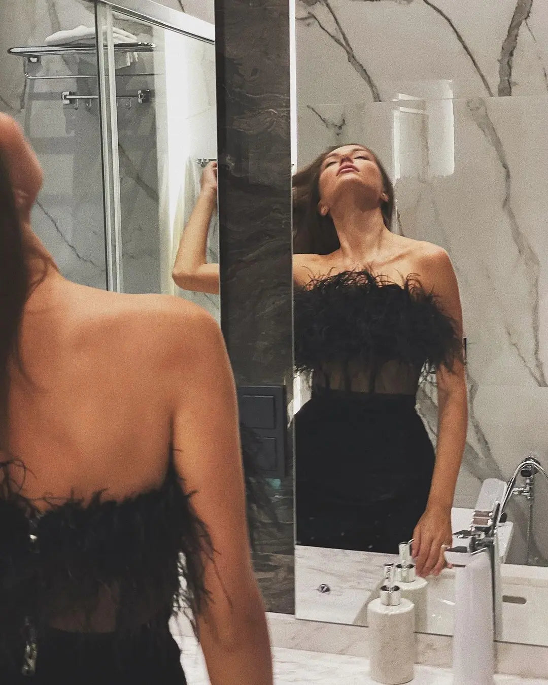 Black White Lace Feather Strapless Tight Sexy Evening Celebrity Cocktail Party Bandage Dress