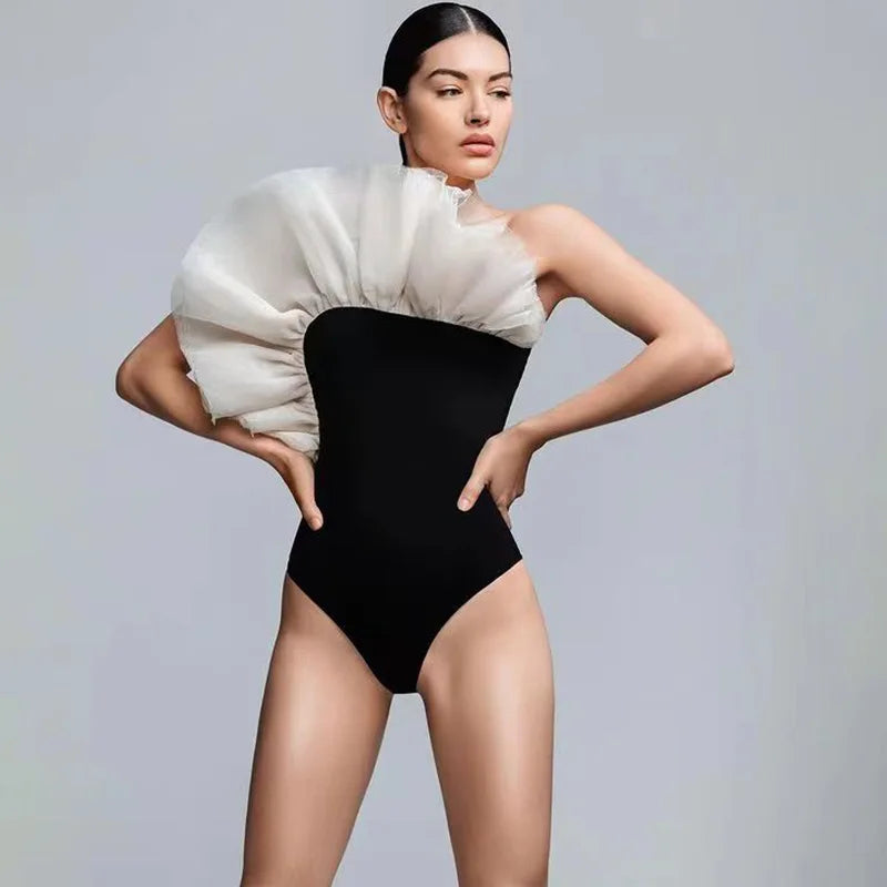 2025 One-Piece Swimsuit Three-dimensional Flowers One Shoulder Letter Print Swimsuit Retro Asymmetrical