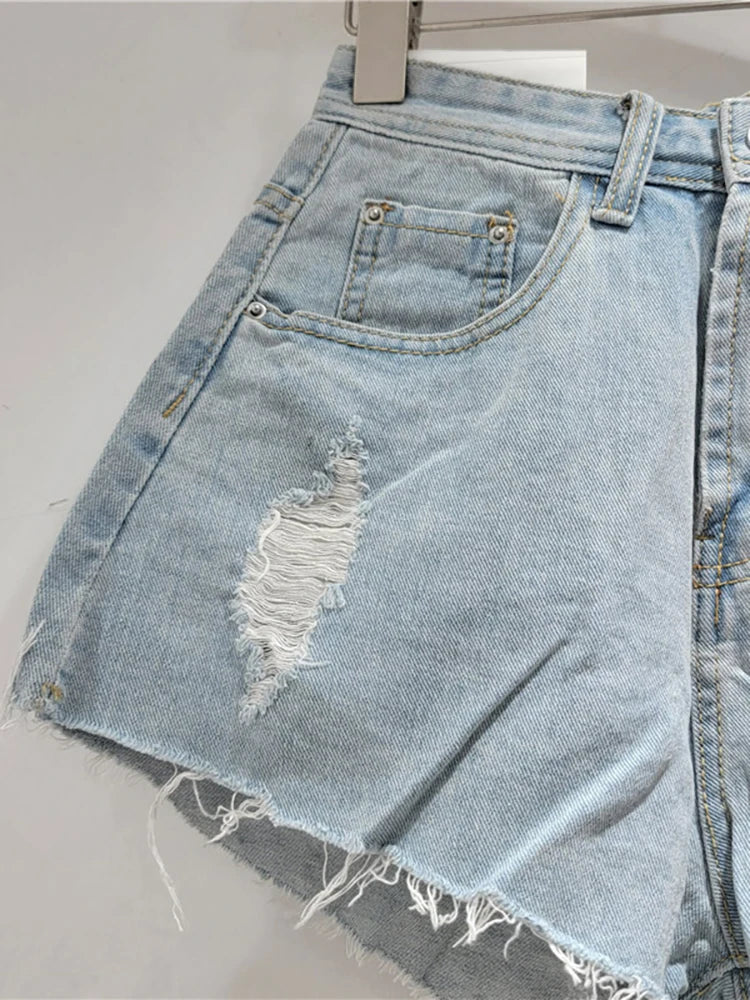 Denim Shorts Colored 3d Mesh Flowers Wide Leg Broken