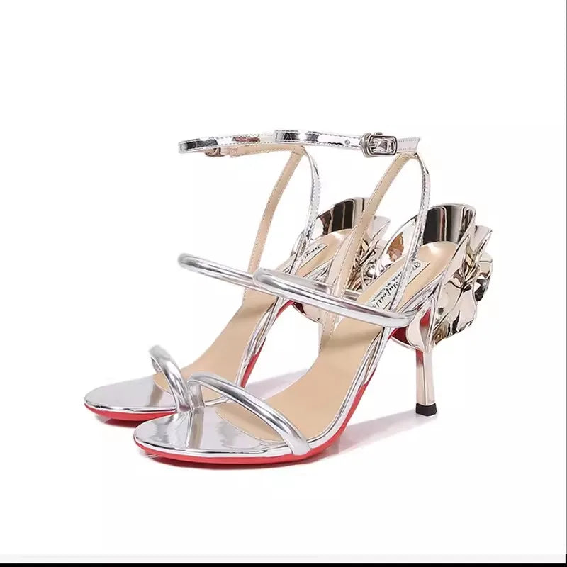 Summer New One line Lacquer Leather Flower Sandals