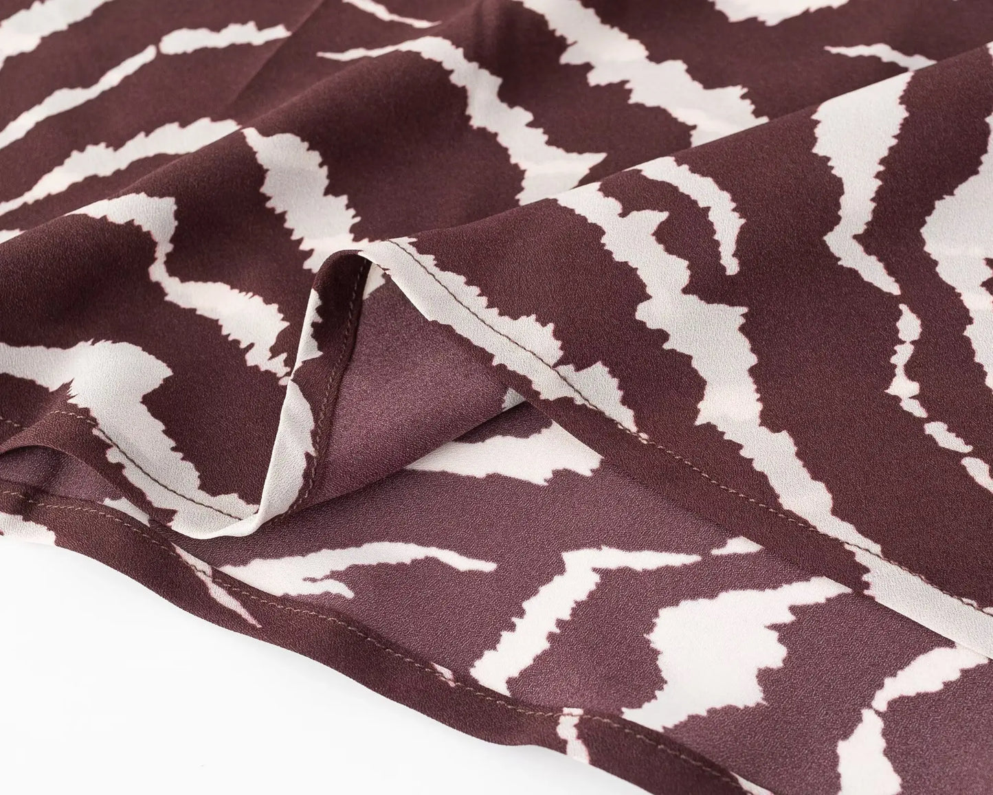 2025 Autumn Sexy Brown Zebra Stripes Print Full Flare Sleeve Long Dress Women O Neck Ankle Length Chiffon Dresses