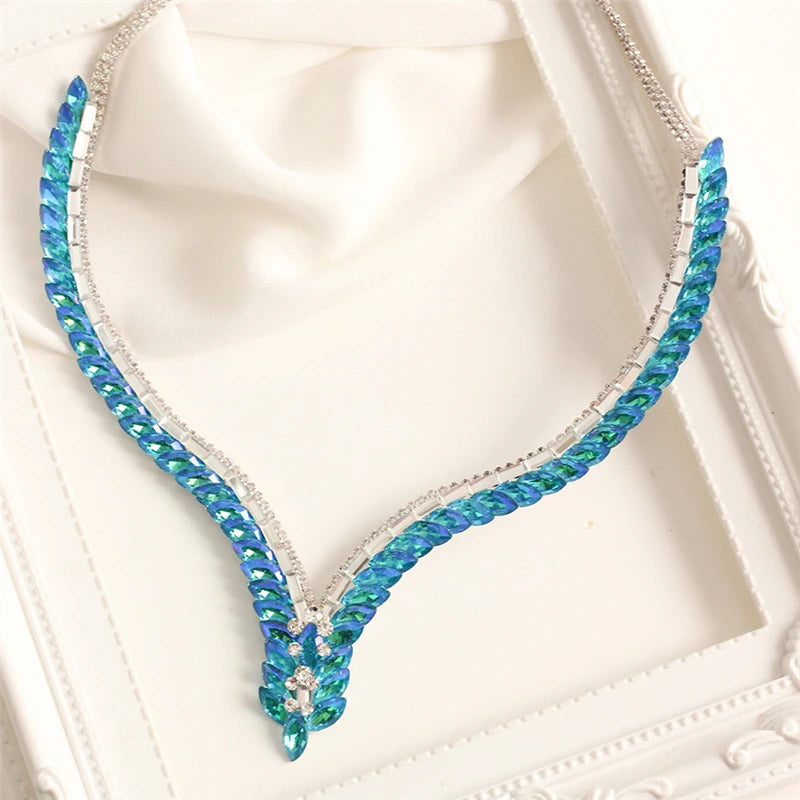 Ins Fashion V Shape Rhinestone Necklace