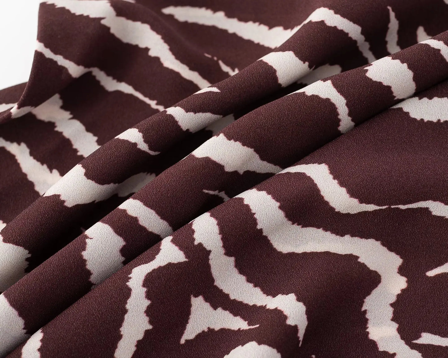 2025 Autumn Sexy Brown Zebra Stripes Print Full Flare Sleeve Long Dress Women O Neck Ankle Length Chiffon Dresses