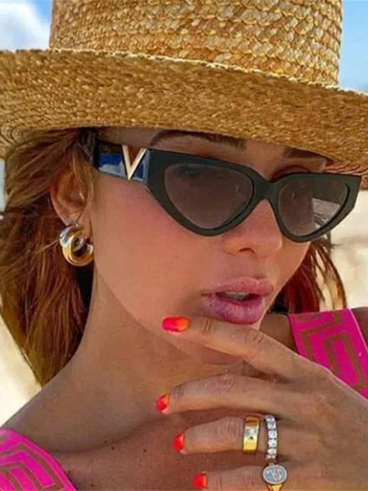 Luxury Vintage Cat Eyt Sunglasses V Brand Designer Cateye Sun Glasses Female Eyewear UV400 Gafas De Sol Mujer